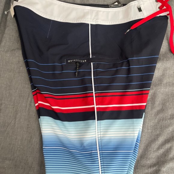 NWT QUICKSILVER Highline Surfsilk Board Shorts - Picture 4 of 4
